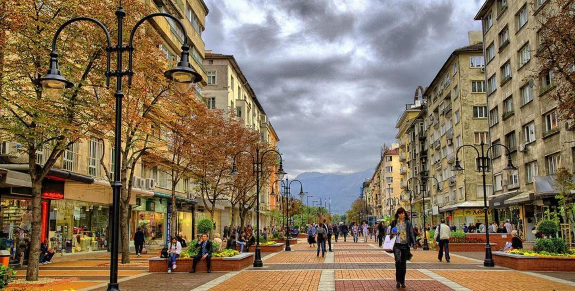 Vitosha Blvd Luxury 2-Bedroom, 2-Bathroom With Balcony Sofia Exterior photo